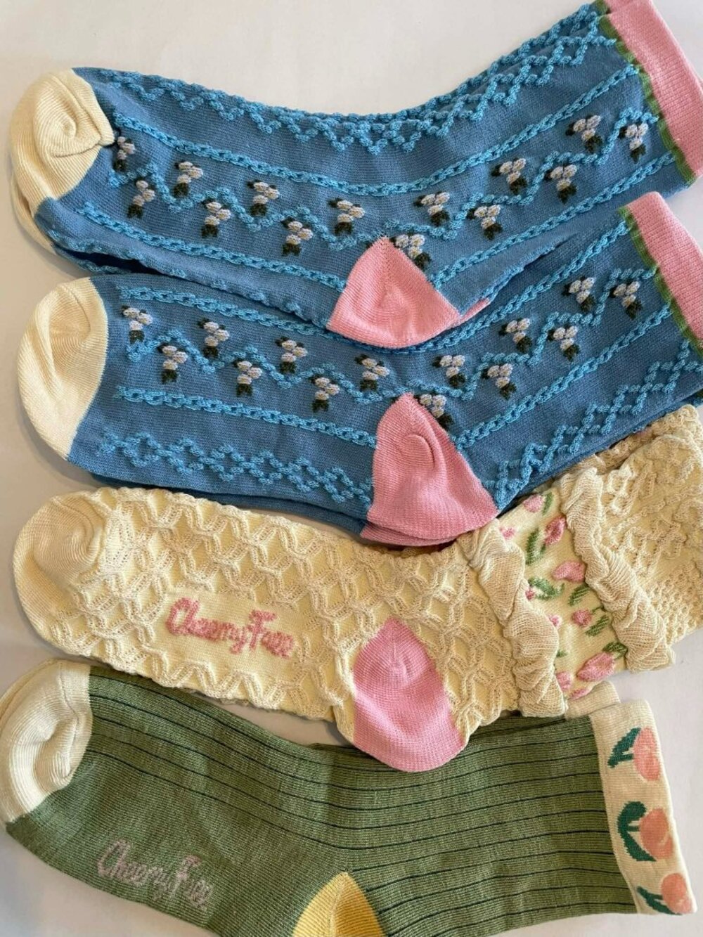 4 PAIRS CREW SOCKS, FLORAL BOTANICAL COQUETTE WHIMSICAL YOGA  Women